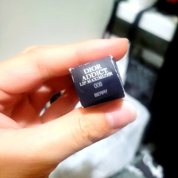 CHRISTIAN DIOR COSMETIC POUCH WITH LIPGLOSS - Picture 5 of 7